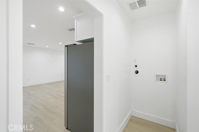 Building Photo - 14014 Hubbard St