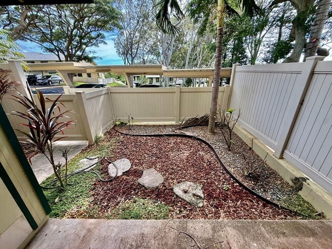 Building Photo - Palehua Hillside Community/4 BD/2.5 BA/2 PK