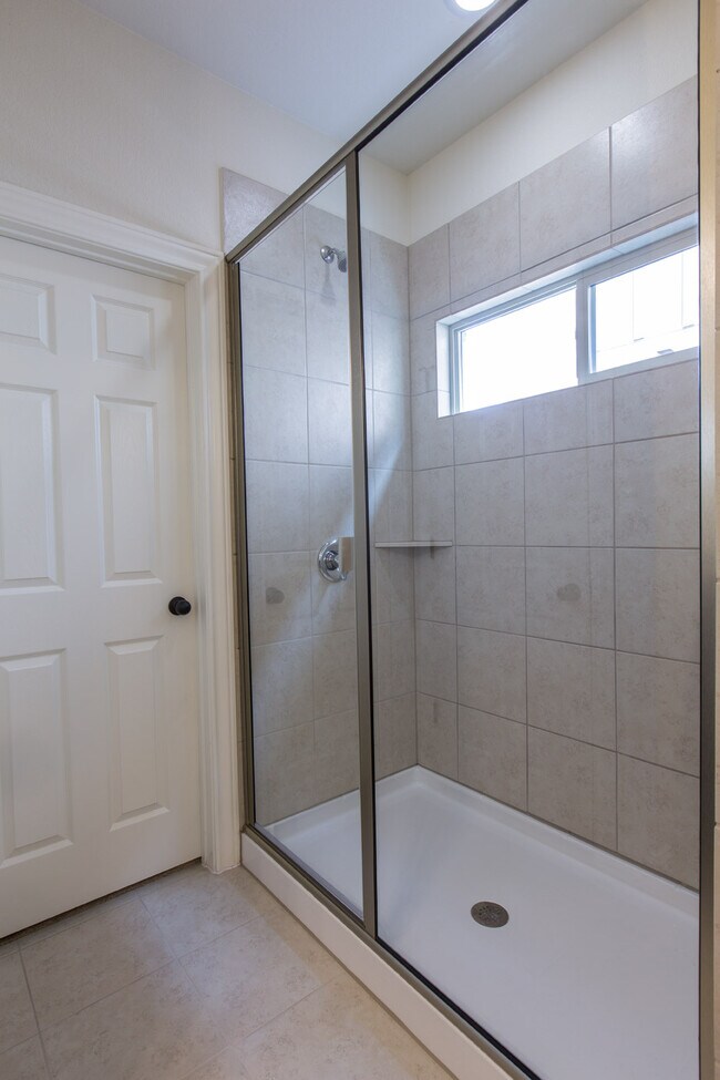 Building Photo - 16020 Travesia Way