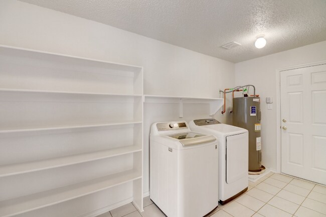 Building Photo - 6410 Birkdale Ln