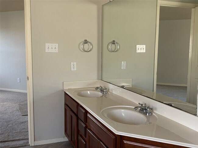 Building Photo - 21518 Haylee Way