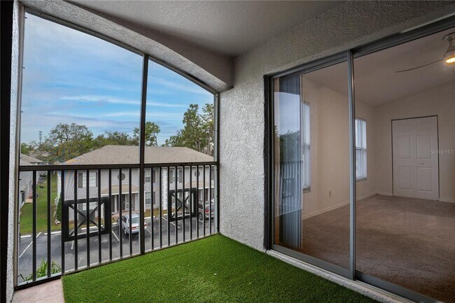 Building Photo - 5011 Sunridge Palms Dr