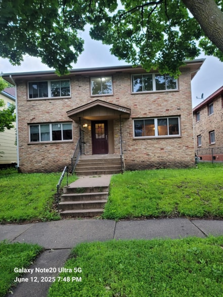 Primary Photo - 2832 E 31st St