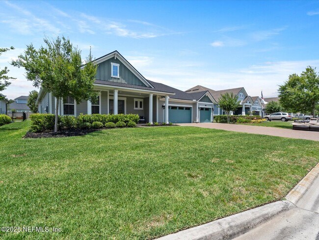 Building Photo - 746 Glenneyre Cir