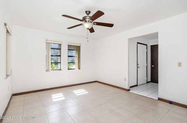 Building Photo - 178 Cinnamon Lake Cir