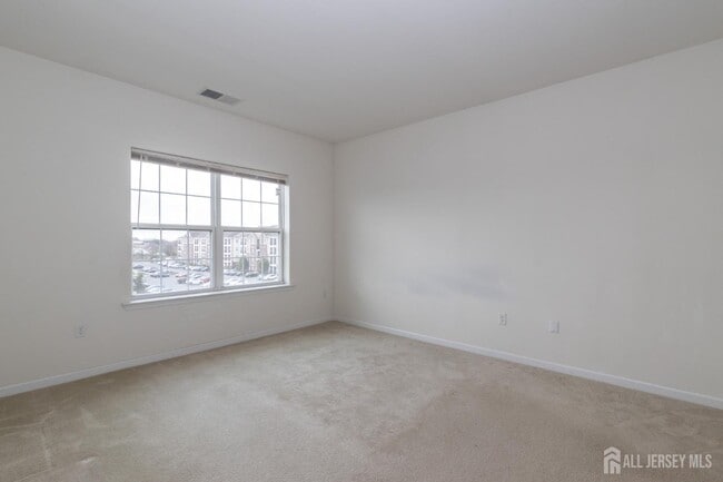 Building Photo - 541 E Celebration Way