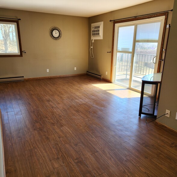Building Photo - 524 Marshal Ct