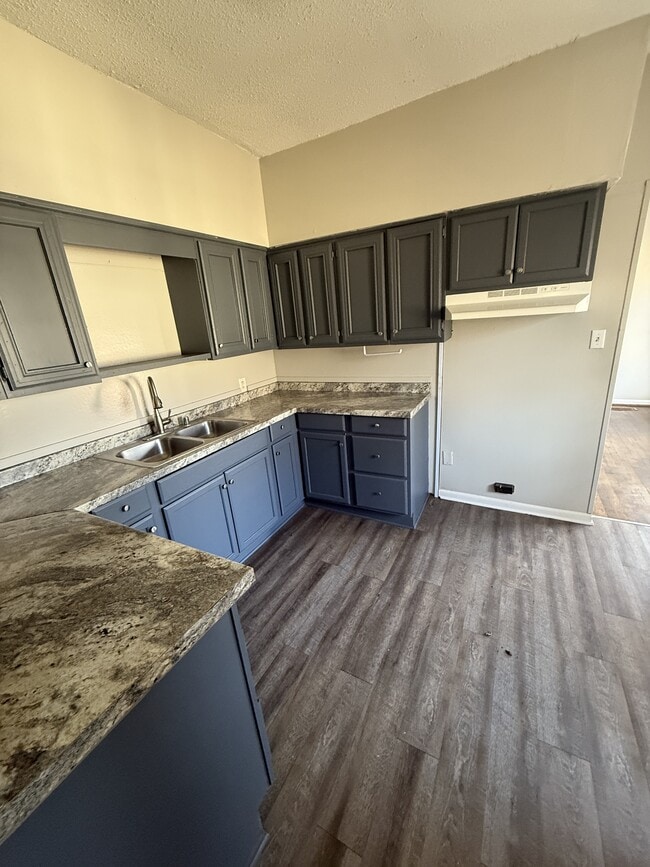 Building Photo - 605 80th St S