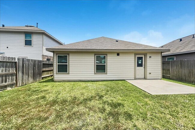 Building Photo - 18776 Faustina Way