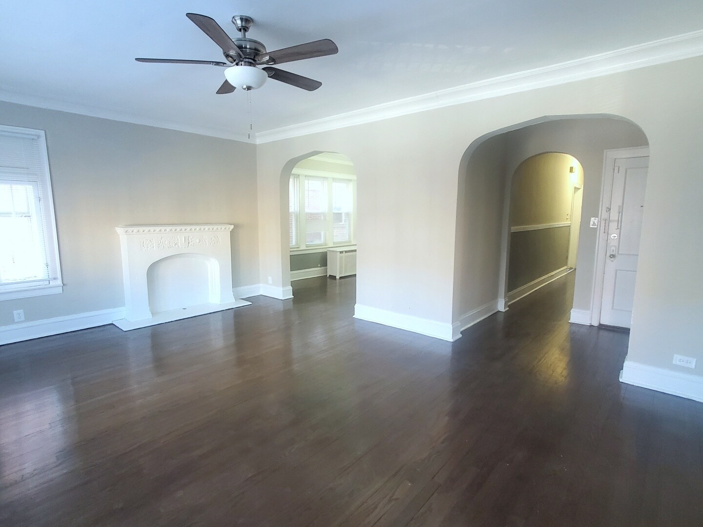 Building Photo - 8028 S Phillips Ave