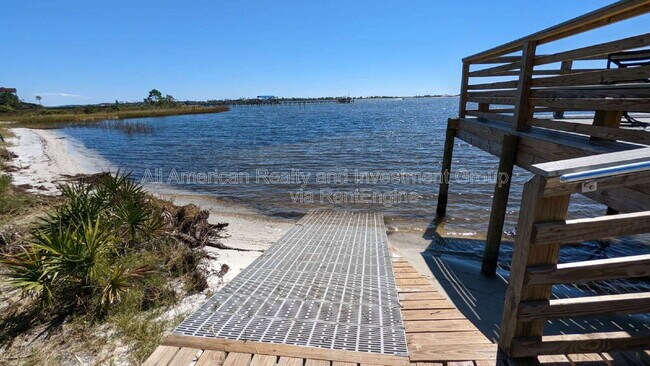 Building Photo - 917 Lajolla Ln