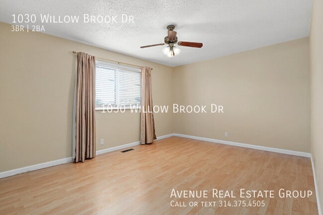 Building Photo - 1030 Willow Brook Dr