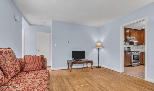 Building Photo - 402 Ryders Ln