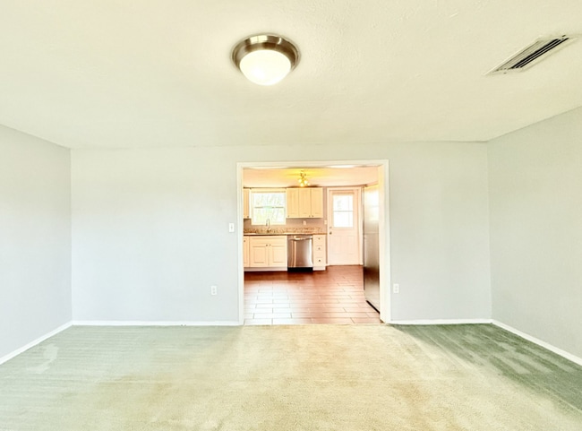 Building Photo - 7150 79th St N