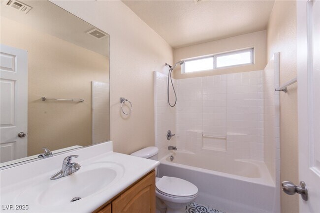 Building Photo - 8556 Zelkova Ct