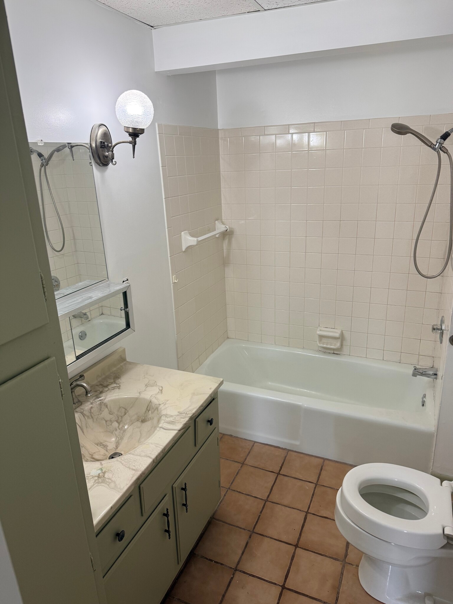 Building Photo - 39 E Salzburg Rd