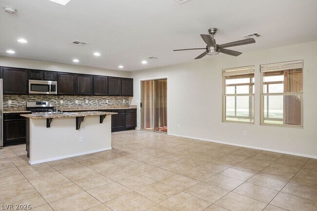 Building Photo - 1609 Ronzard Ave