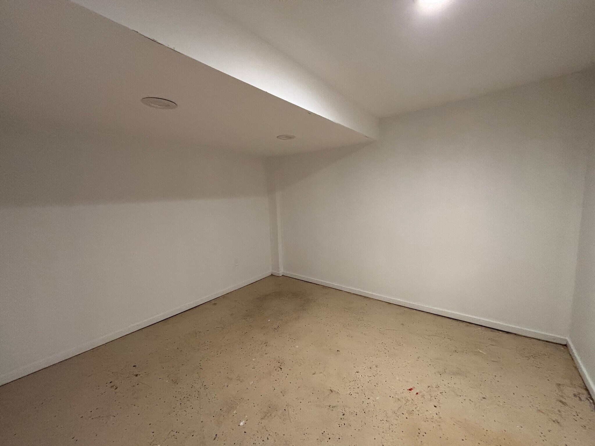 Building Photo - 1103 Stone St