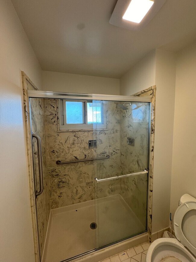 Building Photo - Open House Sunday 4/19 11 am - 12 pm:  Beautifully Updated Corner-Lot Home in Millbrae – Spacious...