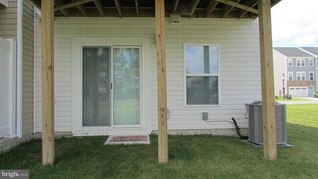 Building Photo - 29369 Oxford Dr