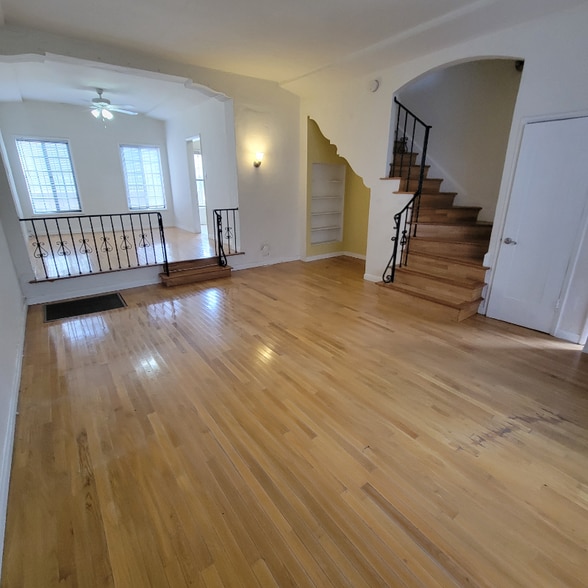 Building Photo - 4528 Edgewood Pl