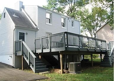 Building Photo - 8421 Richmond Ave