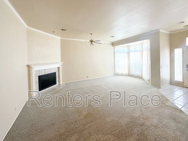 Building Photo - 11705 S Forest Ct