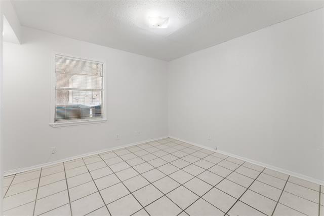 Building Photo - 816 S Crockett St