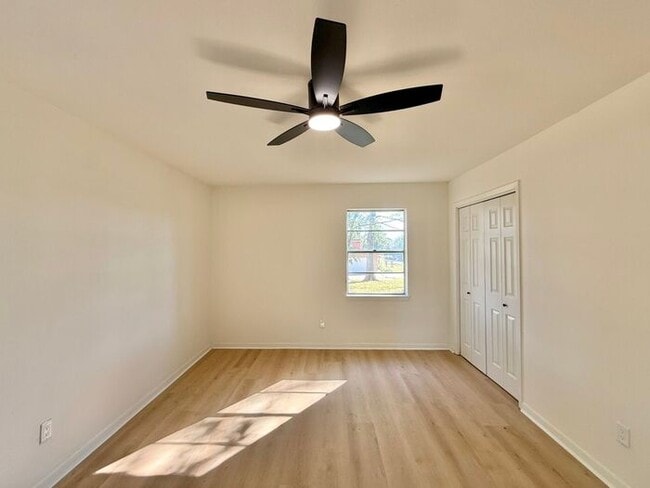 Building Photo - Spacious 3-Bedroom, 2-Bath Home with Bonus Room & Modern Touches