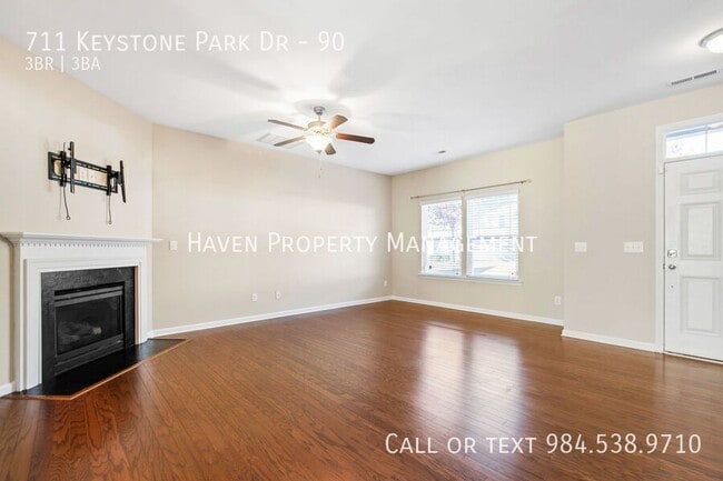 Building Photo - 711 Keystone Park Dr