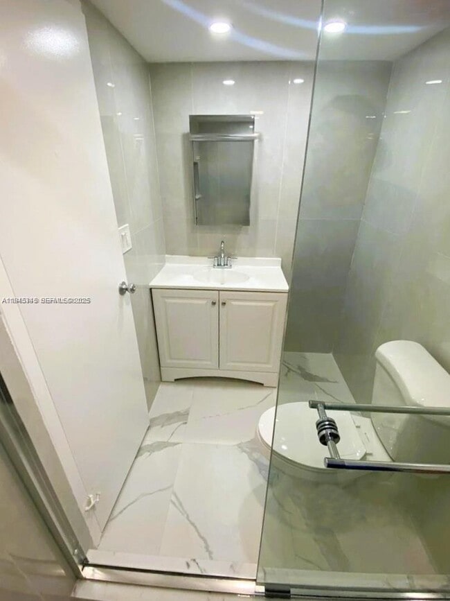 Building Photo - 2600 NW 49th Ave