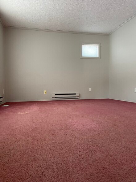 Building Photo - 1019 Darter Rd