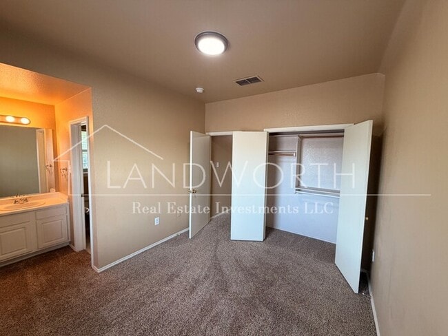 Building Photo - 241 Rentz Pl Cir