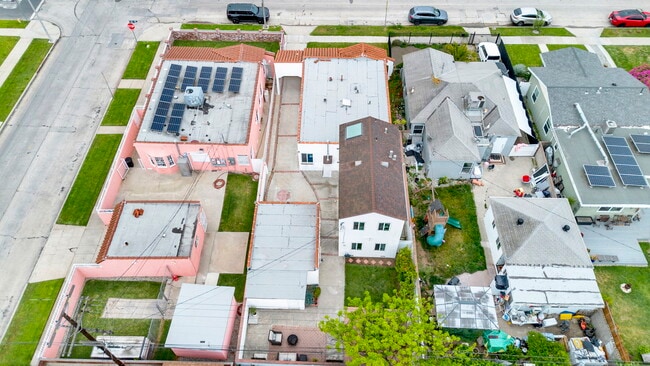 Building Photo - 6707 4th Ave