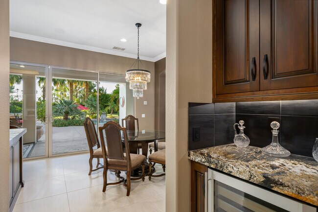 Building Photo - 48532 Bighorn Dr