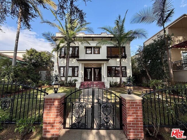 Building Photo - 1123 15th St