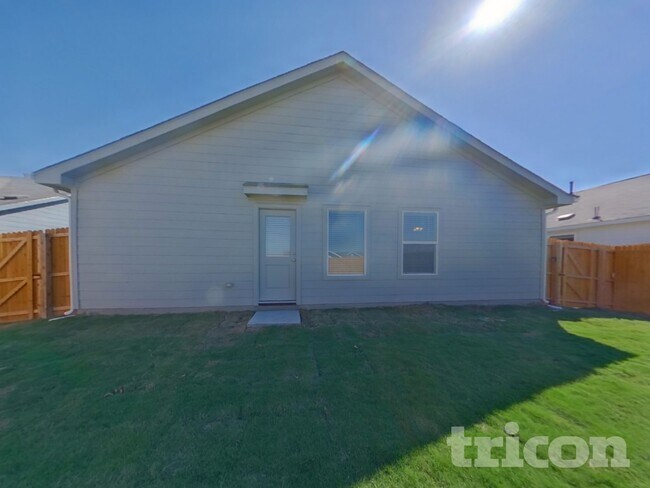 Building Photo - 3028 Yellow Pne Ave