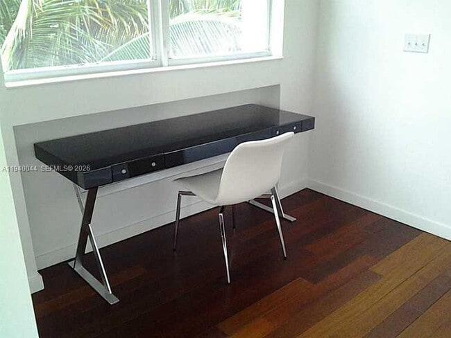 Building Photo - 929 Meridian Ave