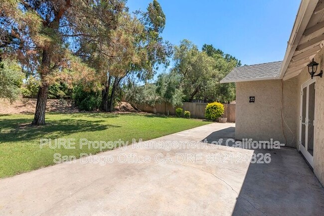 Building Photo - 1442 Autumn Woods Pl