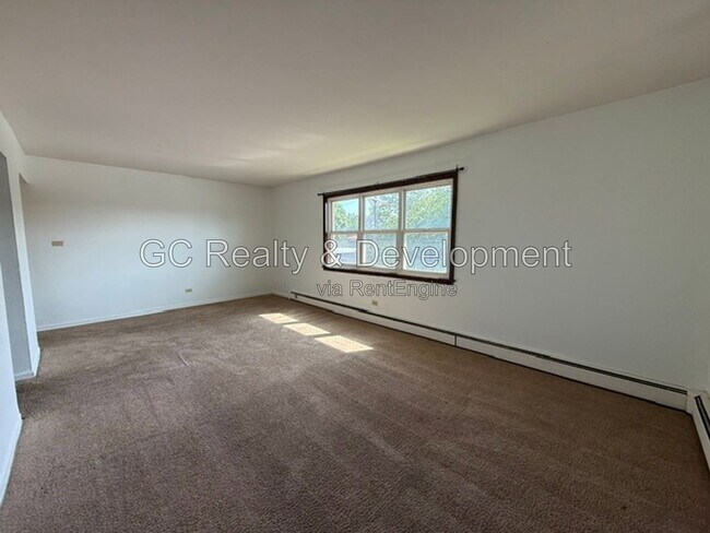 Building Photo - 525 N Highview Ave