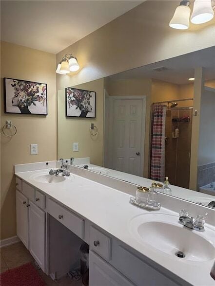 Building Photo - 160 Finchley Dr