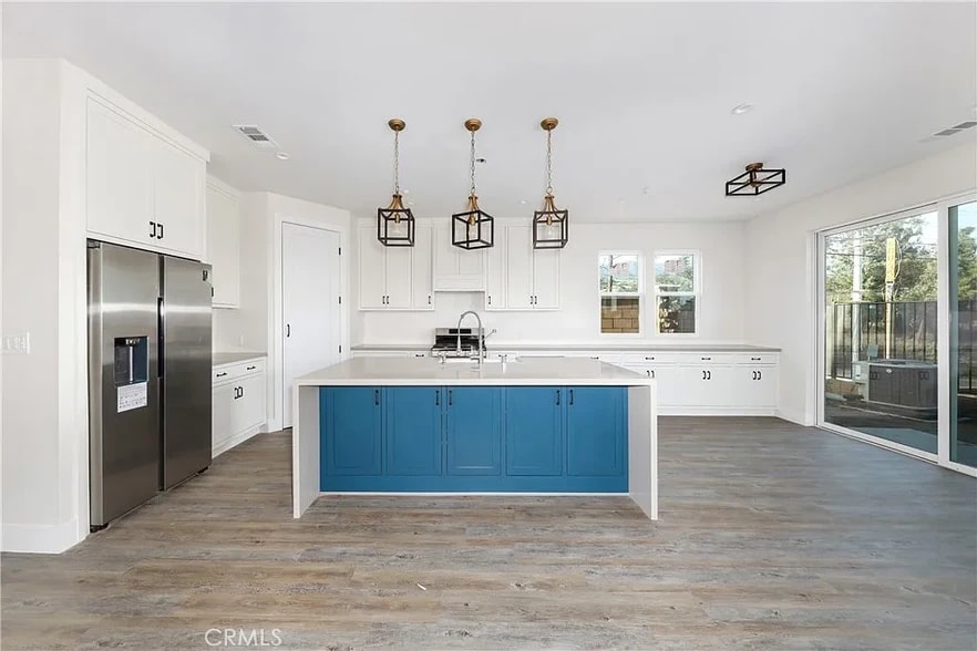 Kitchen - 2020 Brentwood Pl