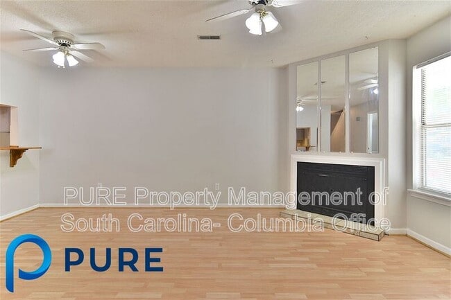 Building Photo - 144 Springwoods Lake Point