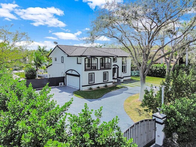 Building Photo - 7830 SW 120th St