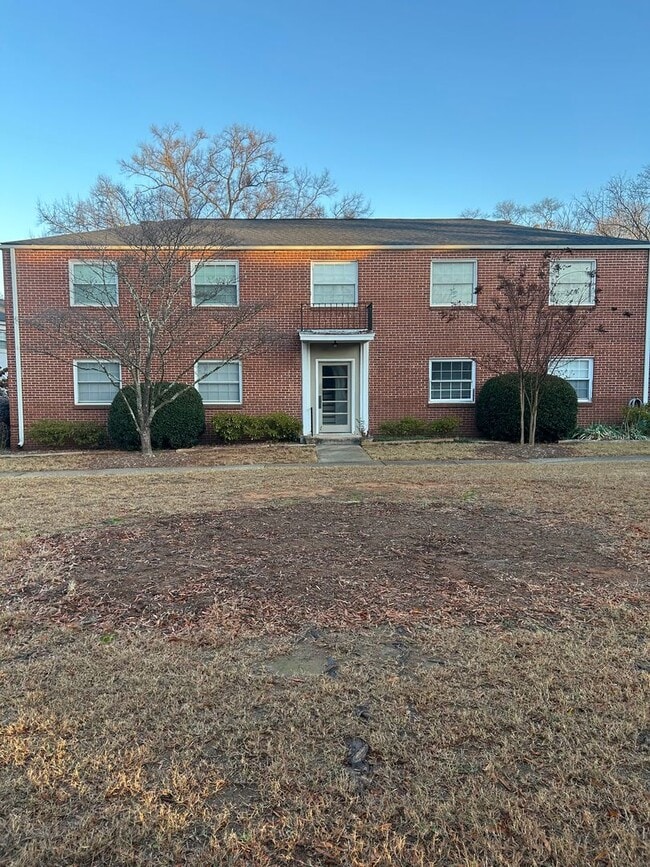 Building Photo - Lewis Village Living in the Heart of Augusta Road