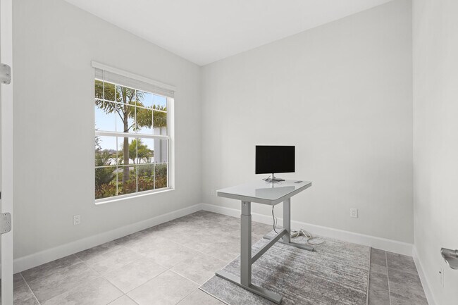 Building Photo - 13548 Spruce Pne Dr