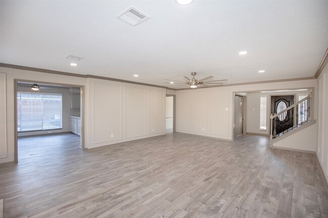 Building Photo - 2108 Olympic Dr