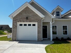 Building Photo - 809A Sarah Rebecca Dr