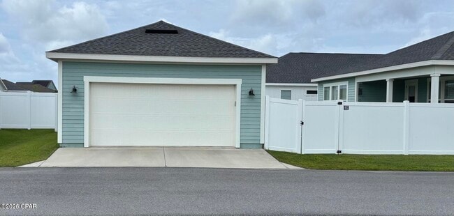 Building Photo - 2308 Calamint St