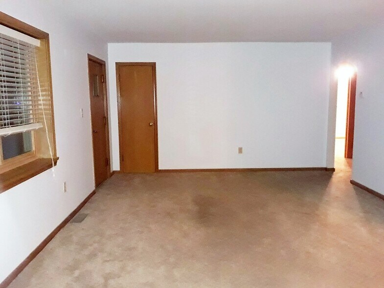 Primary Photo - 724 Wisconsin St